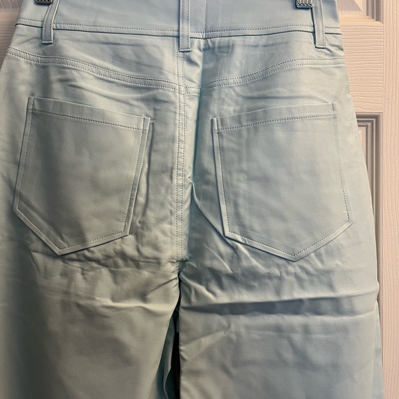 VENUS Women’s Soft Blue Faux Leather Wideleg Pants New Size 2 - Picture 4 of 5